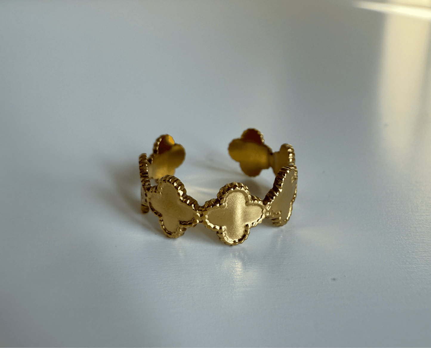 Gold Clover Ring