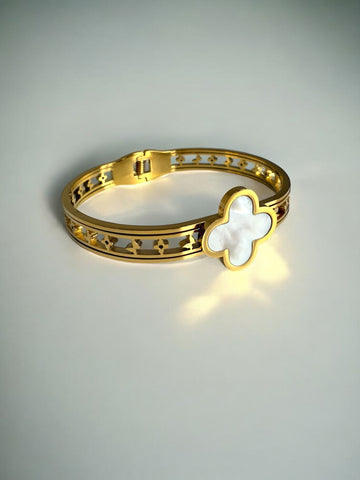 Mother of Pearl Clover Bangle