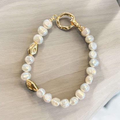 Freshwater Pearl Bracelet Artisan by Zaree