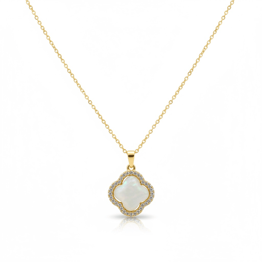 Cat Eye Clover Necklace