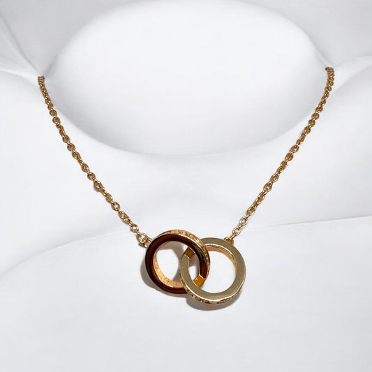 Interlocking Circles Necklace